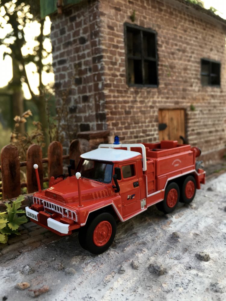 Czasopismo- ACMAT CCFL 6x6-wozy strażackie,auta PRL,straż pożarna
