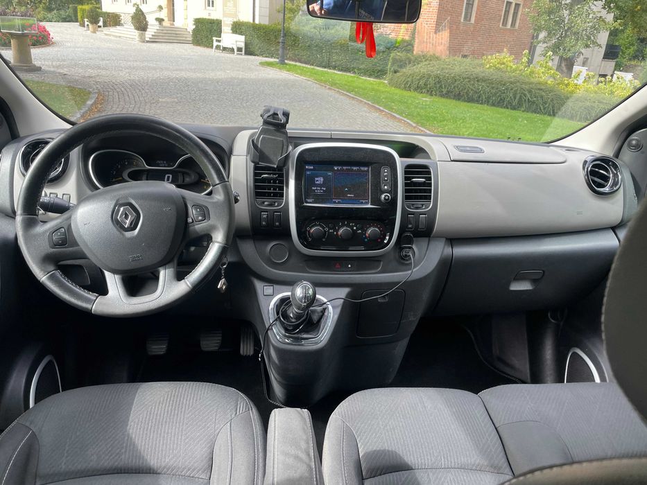 Wynajem busów, busa. Bus 9 osobowy.