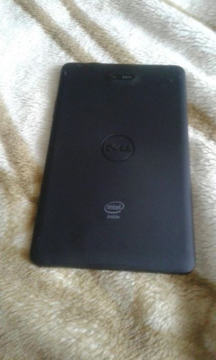 Продам планшет Dell (с чехлом)