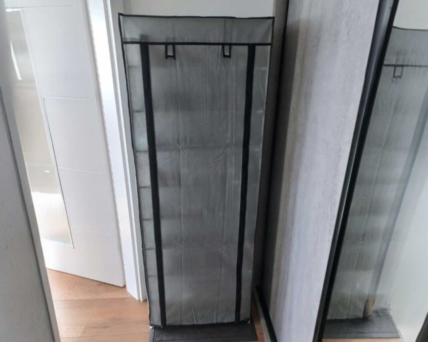 Szafka Buty 9 Półek Metalowy Stelaż ŁATWY MONTAŻ ODDYCHAJĄCY Materiał