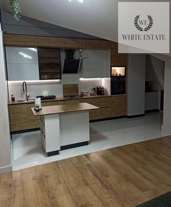 Продаж 3 кім. квартири по вул. Лозовецька