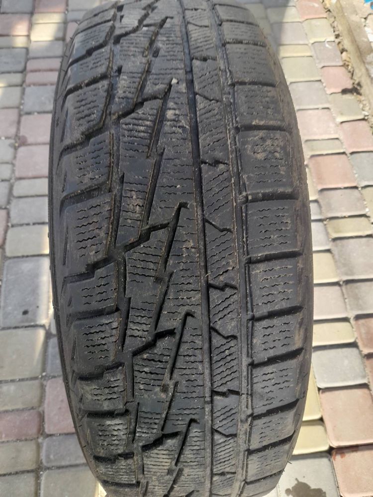 Продам автошины R16 215.65