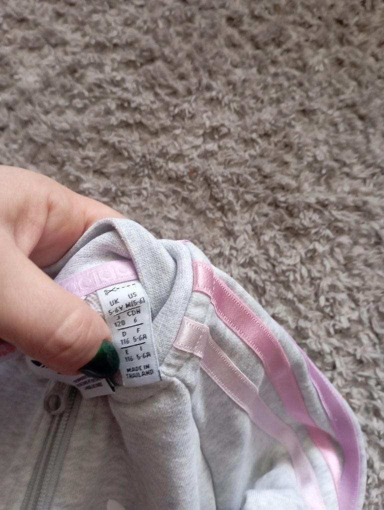 Костюм Adidas на девочку
