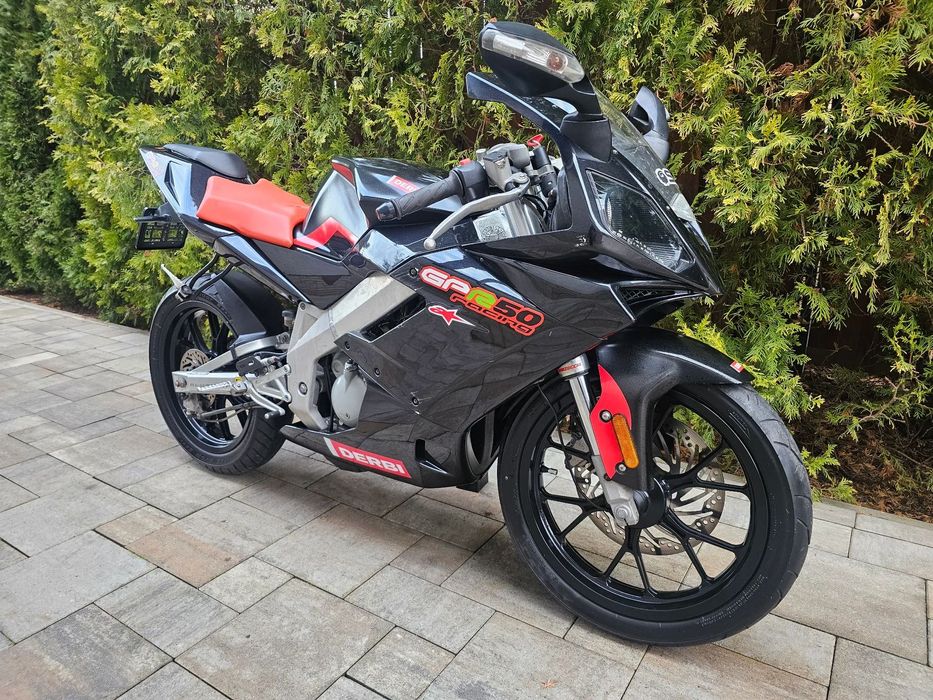 Derbi GPR MotoPKO transport GRATIS Yamaha TZR Aprilia RS