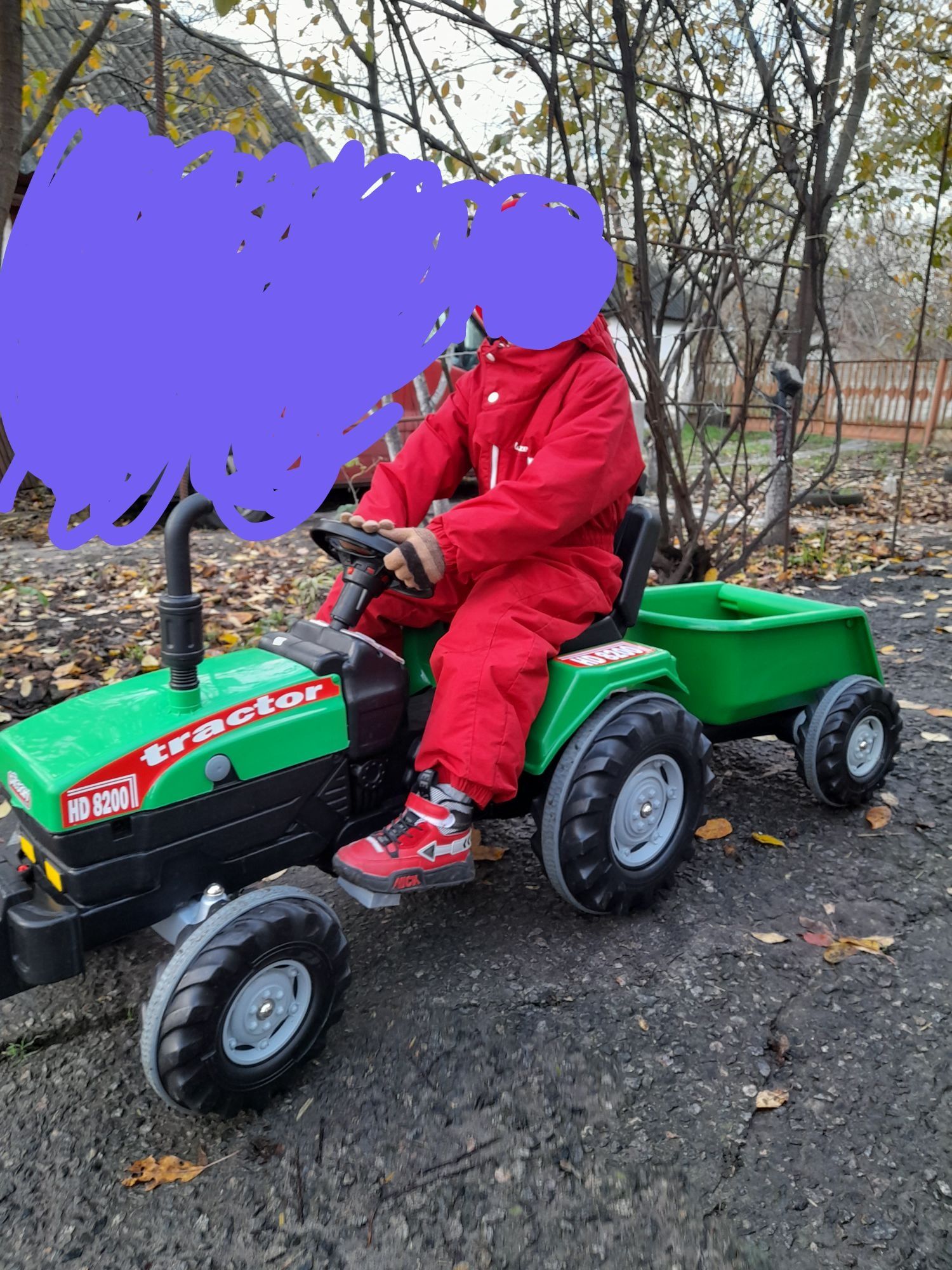 Продам дитячий трактор