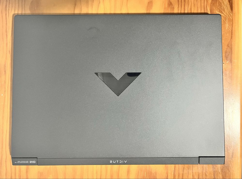 HP Victus 15-fb2014np
