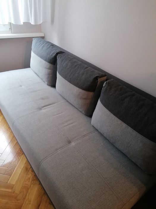 Kanapa rozkładana z pojemnikiem