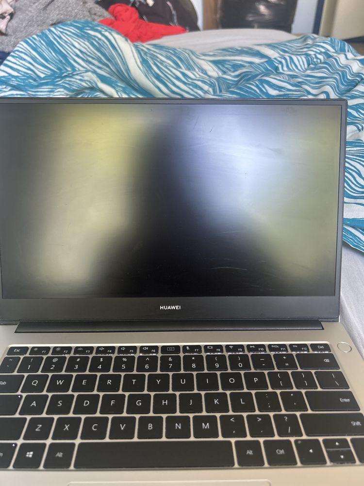 Laptop huawei matebook d14 - uszkodzony, na czesci lub do naprawy