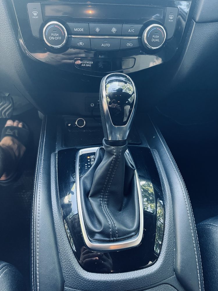 Продам нісан Rogue SL