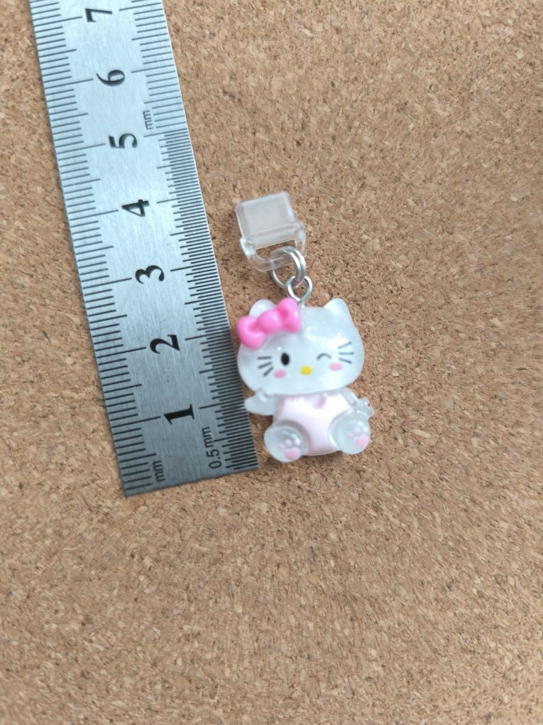 Zawieszka Hello Kitty Sanrio Nowa USB C kotek