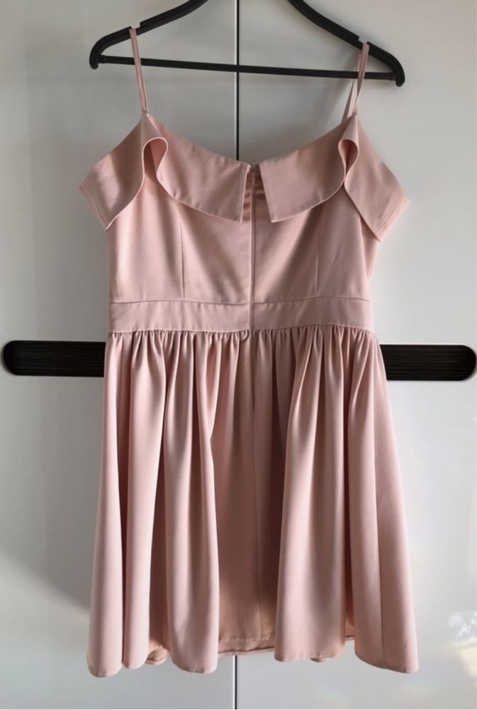 Różowa sukienka, rozmiar L