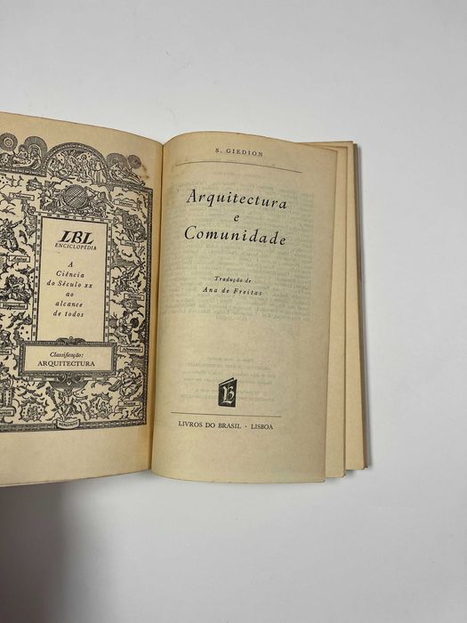 Livro Arquitectura E Comunidade de S. Giedion 1958