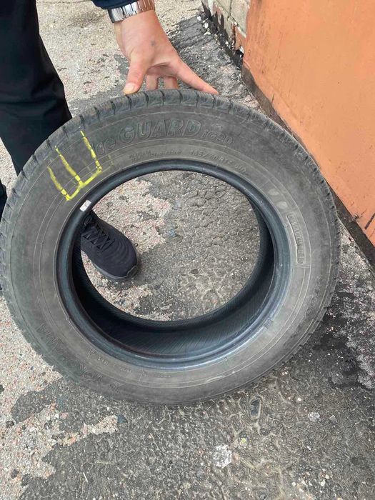 4х зимова гума Yokohama ice guard ig20 165/70 R14 81Q майже нова