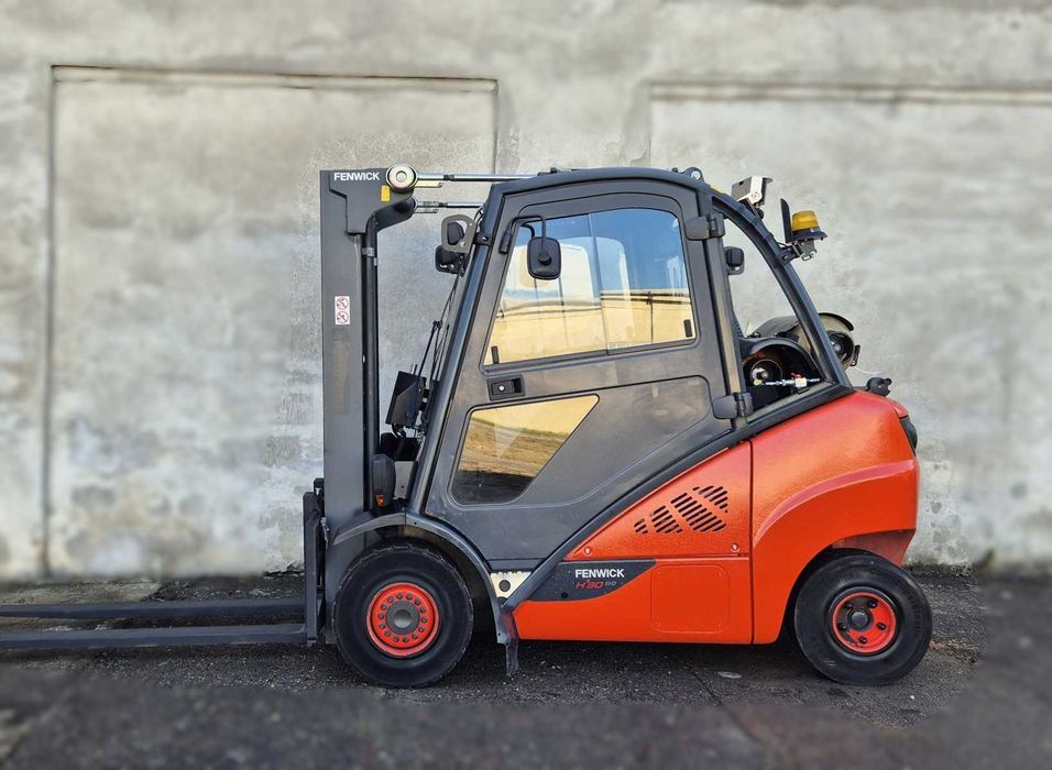 Wózek widłowy Linde H30 • wolny skok • KABINA • 4 sekcje • LEASING