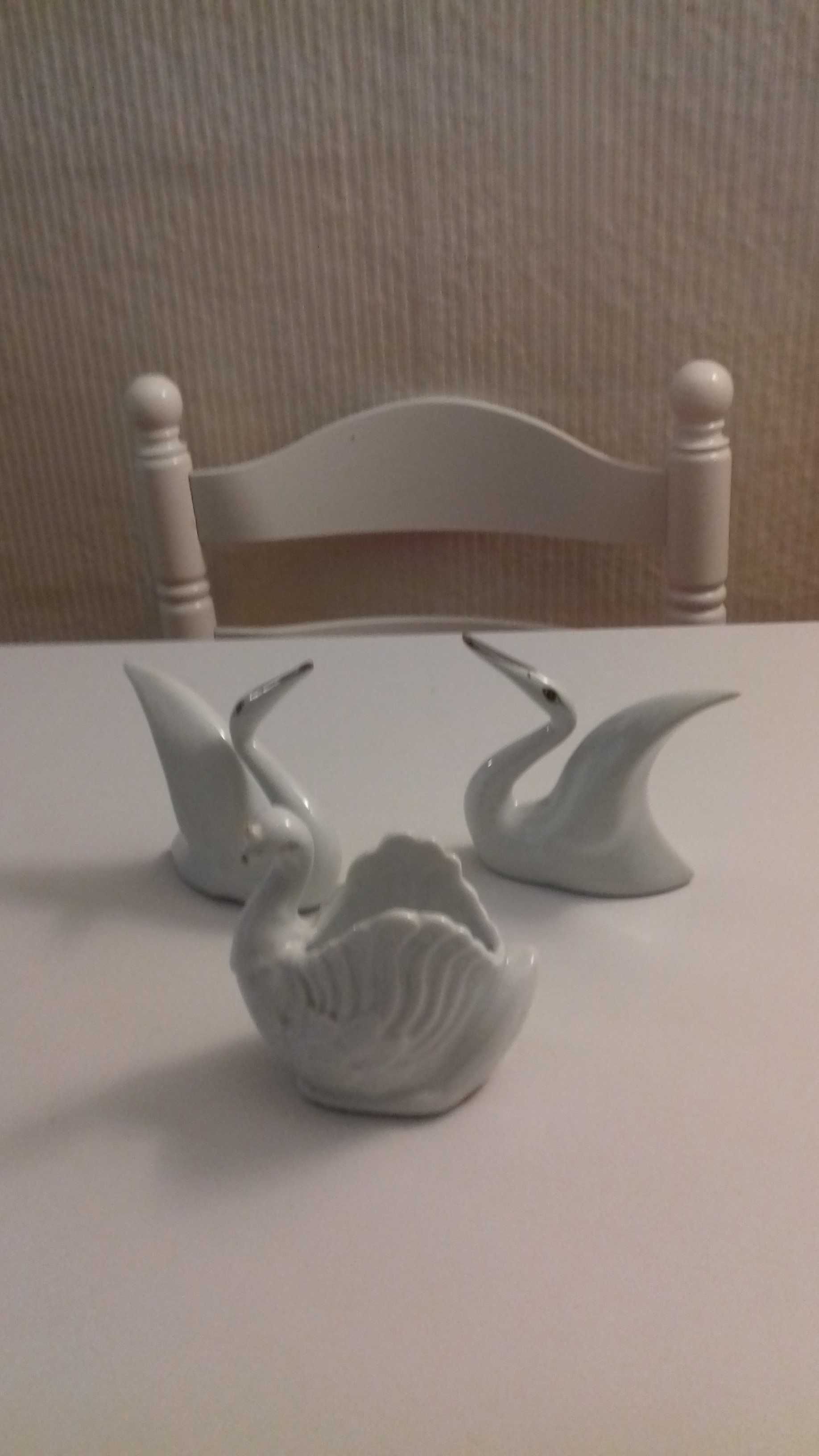 Peças e porcelana