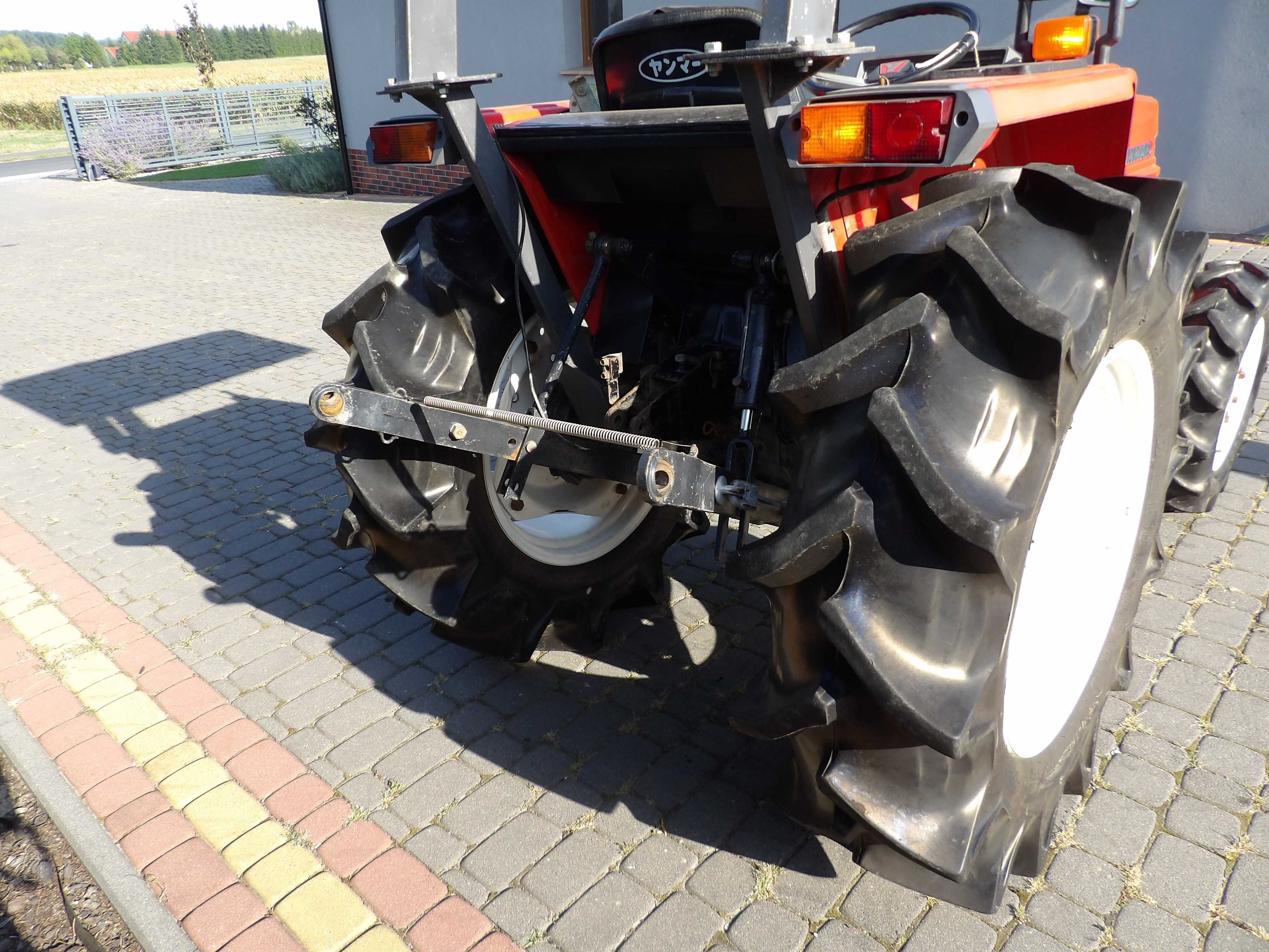 Yanmar FX265 26 KM 4x4 wspomaganie mini traktor