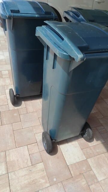 Kosz na śmierci pojemnik 120L