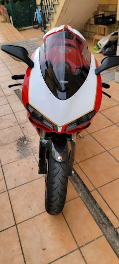 Ducati modelo 848 imaculada