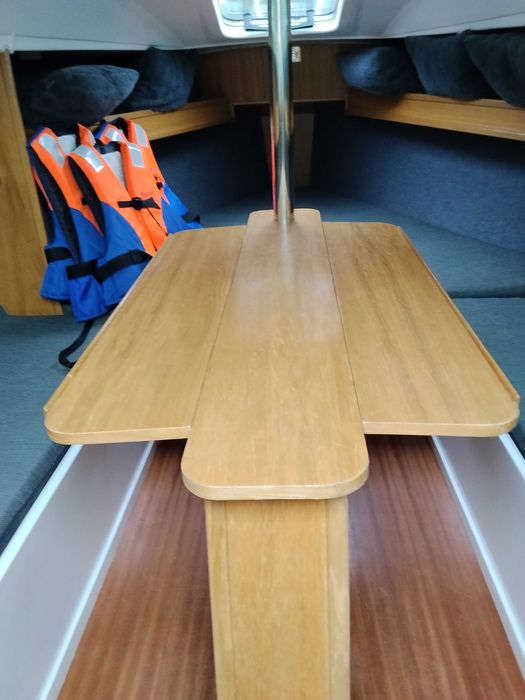 Jacht żaglowy Saturn 21