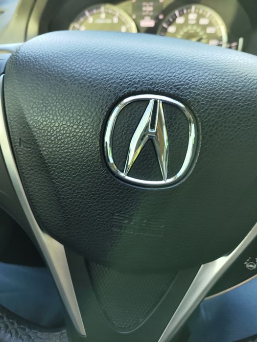 Акура TLX 3.5 2015