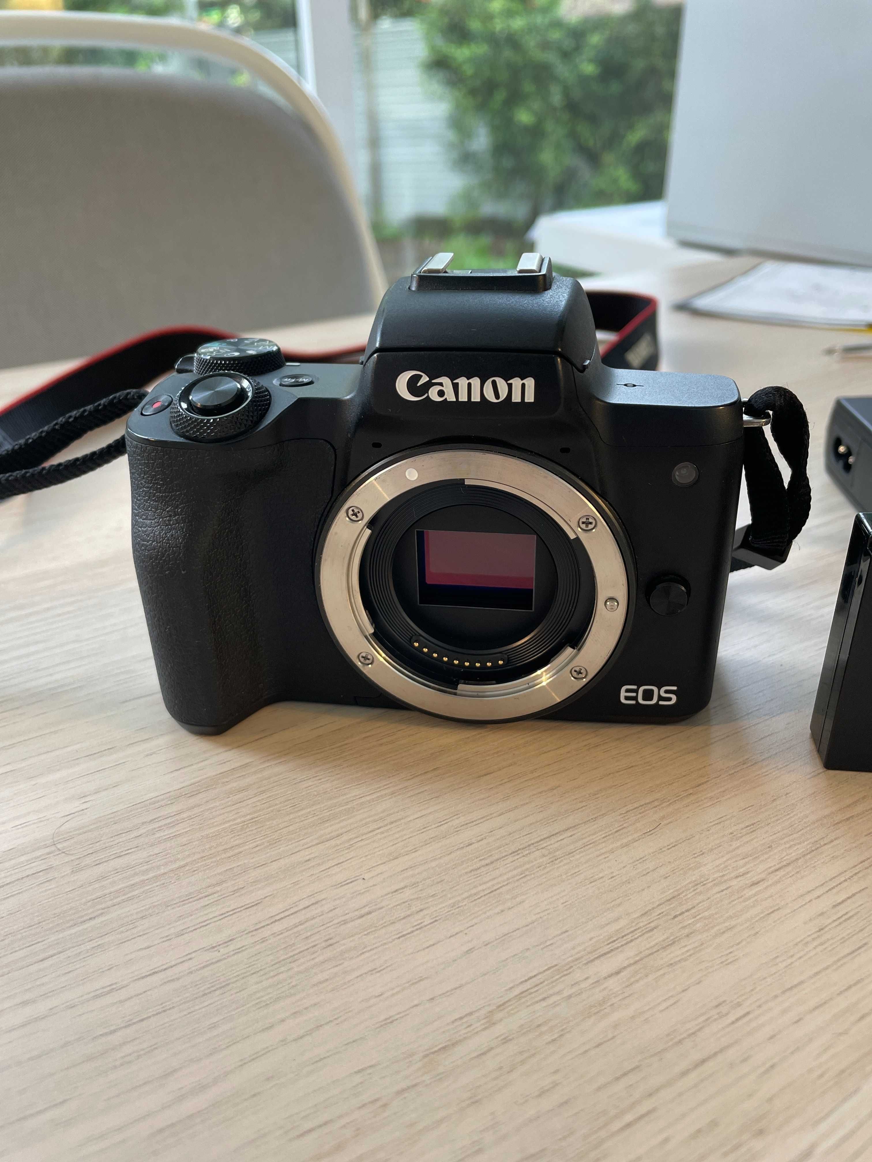 Canon M50 + Objetiva 15-45mm 3.5-6.3f