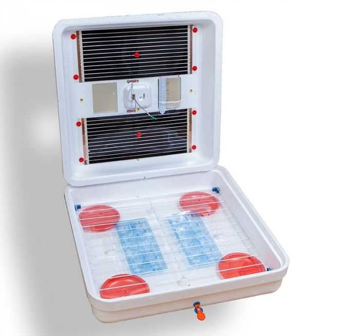 Інкубатор для яєць на 150шт. Рябушка. Аналоговий механічний.