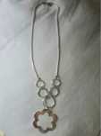 Colar de prata com pendente