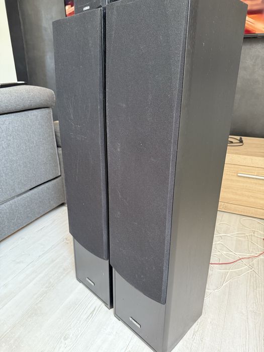 Kino domowe Yamaha RX-V481 amplituner i glosniki, super stan