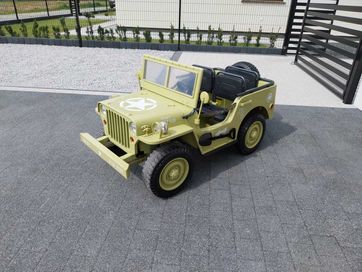 Jeep Willys 24V 4x4, Duży, 3 osobowy, Jak nowy