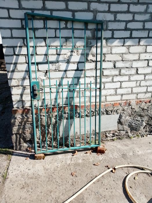 Продам дверь металлическая