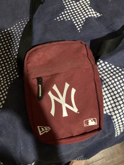 Bolsa yankees como nova
