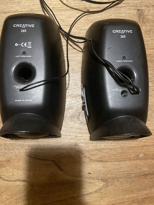Creative Inspire 265 (2.0, 2x 2.5W)  como novas