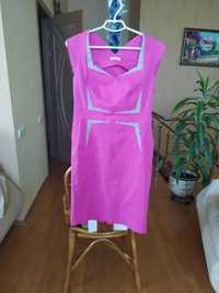 Розовое платье футляр  по фигуре М - Л