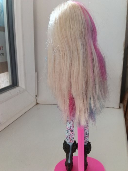 Еббі Бомінейбл, Монстер хай