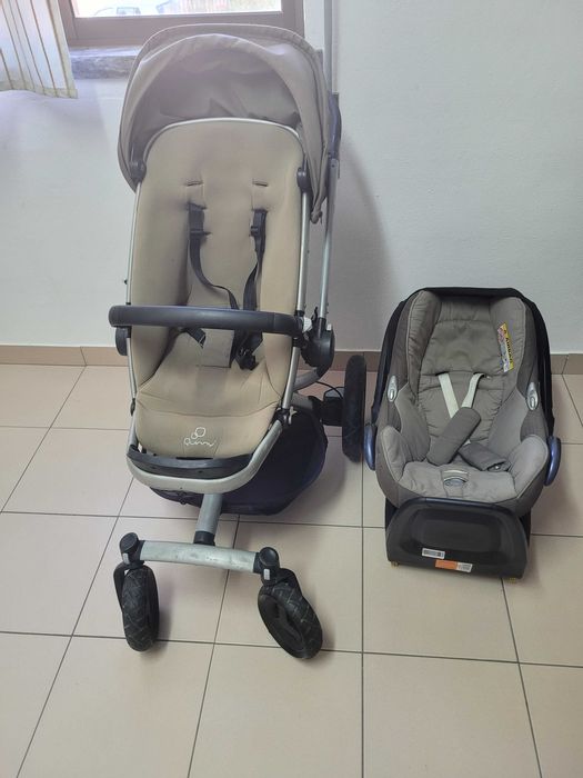Carrinho Bebé + Ovo + Base Cadeira Maxi-Cosi (Isofix)