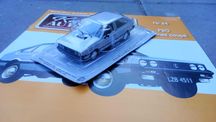 POLONEZ COUPE kultowe auta PRL 1:43 Deagostini model karetka NOWY