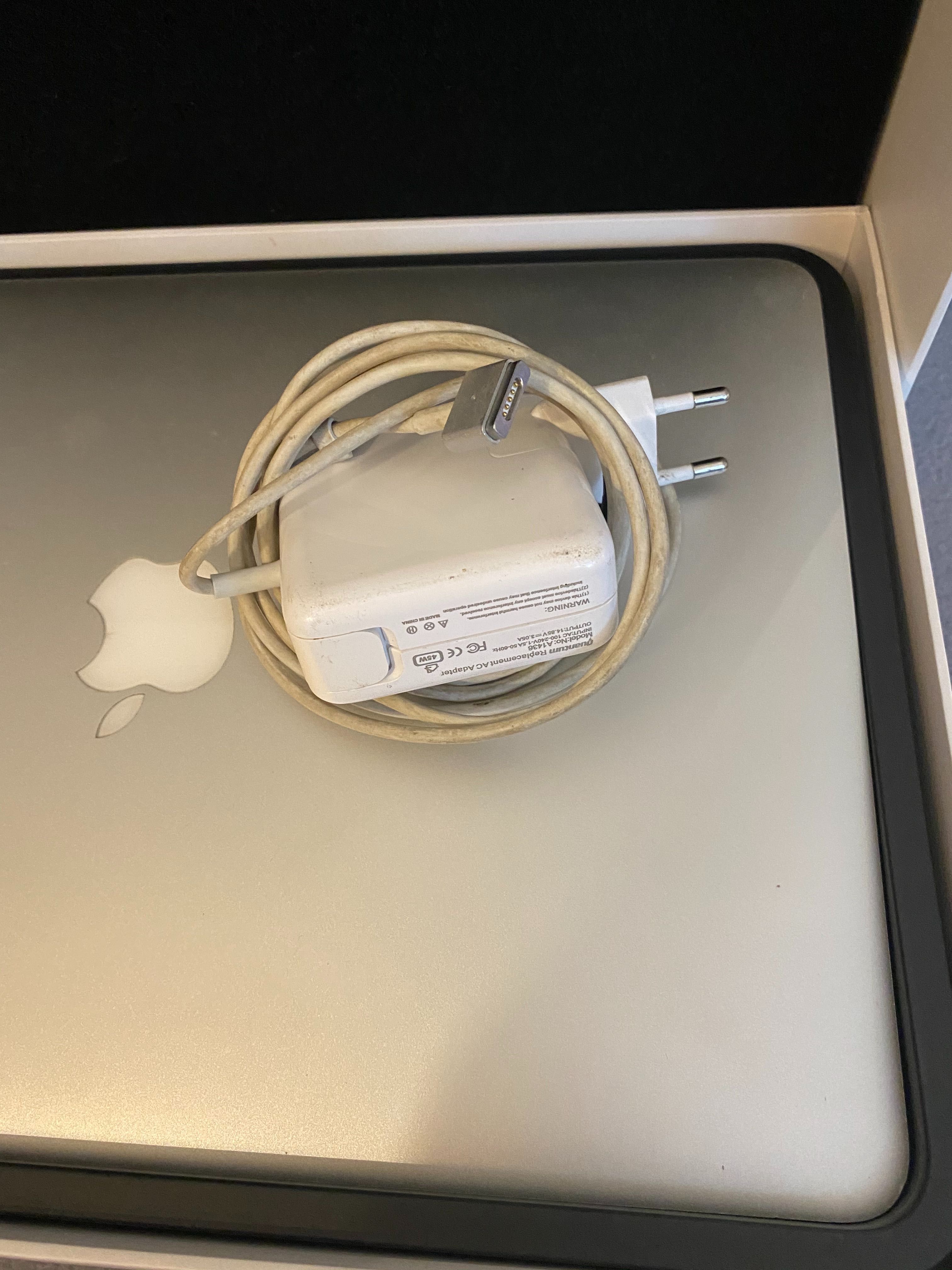 MacBook Air 13 używany sprawny