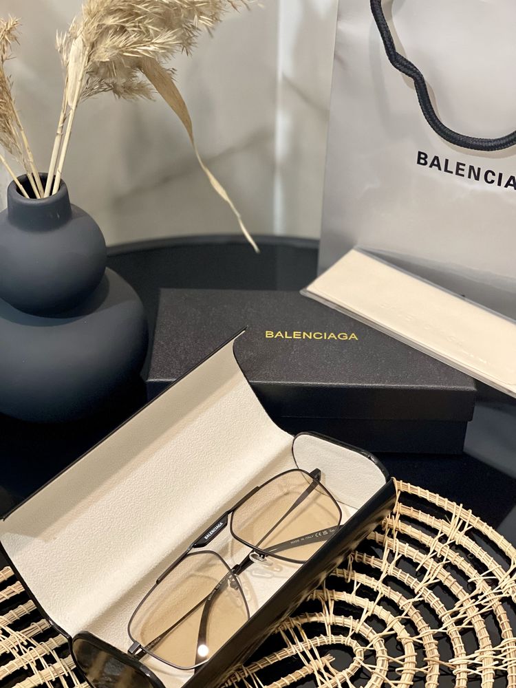 Продам окуляри Balenciaga