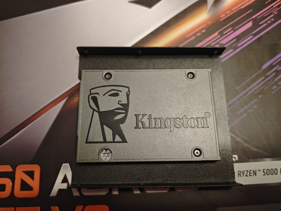 SSD накопитель Kingston 240 GB