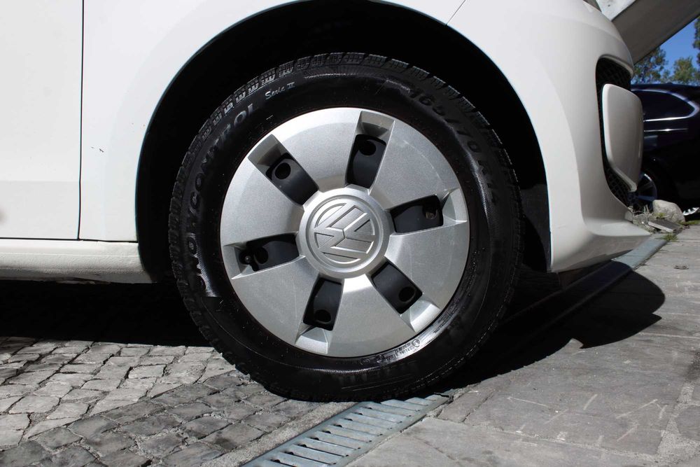 VW Up! 1.0 BlueMotion Move (89€/Mês)