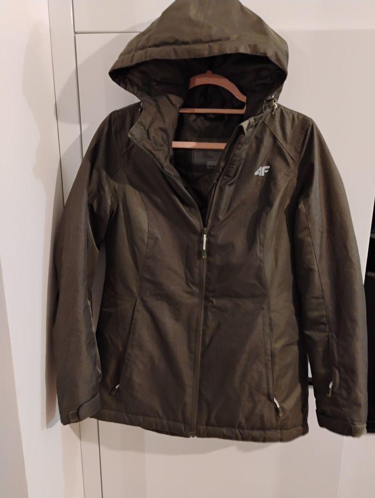 Zimowa kurtka damska 4F rozmiar XS parka