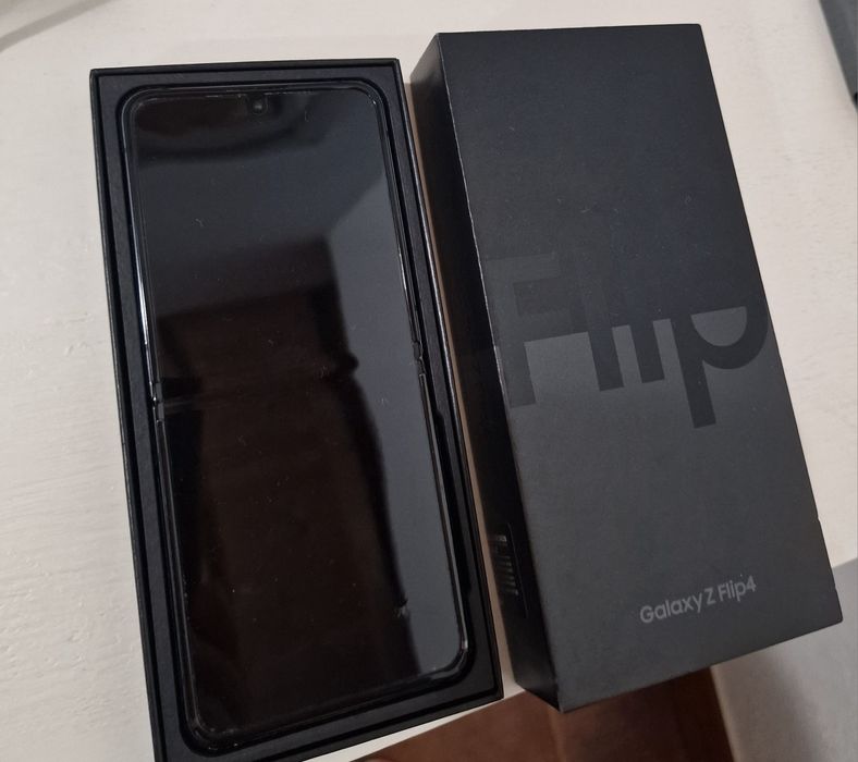 Samsung Z Flip 4