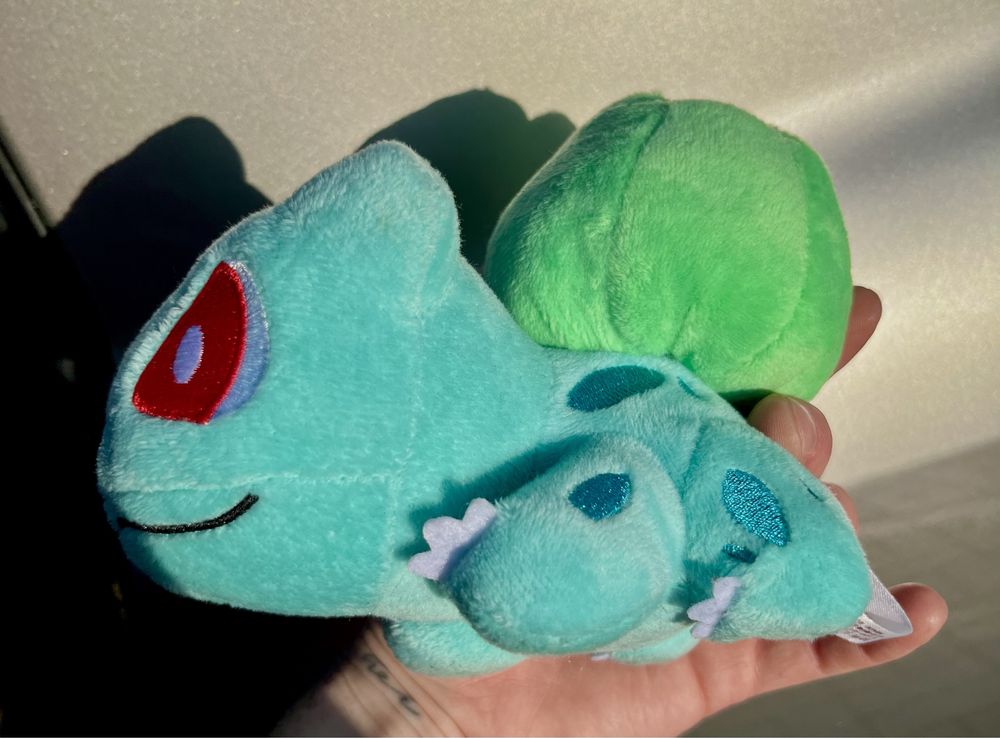 Maskotka pluszak Pokemon Bulbasaur Pokecenter 2017