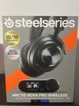SteelSeries Arctis Nova Pro Wireless