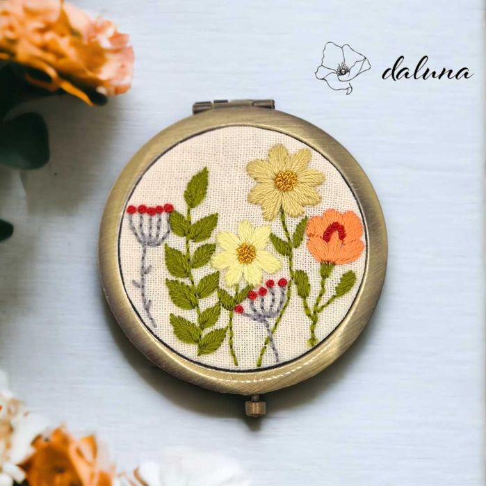 Espelhos Compactos Bordados de Flores Artesanais da daluna