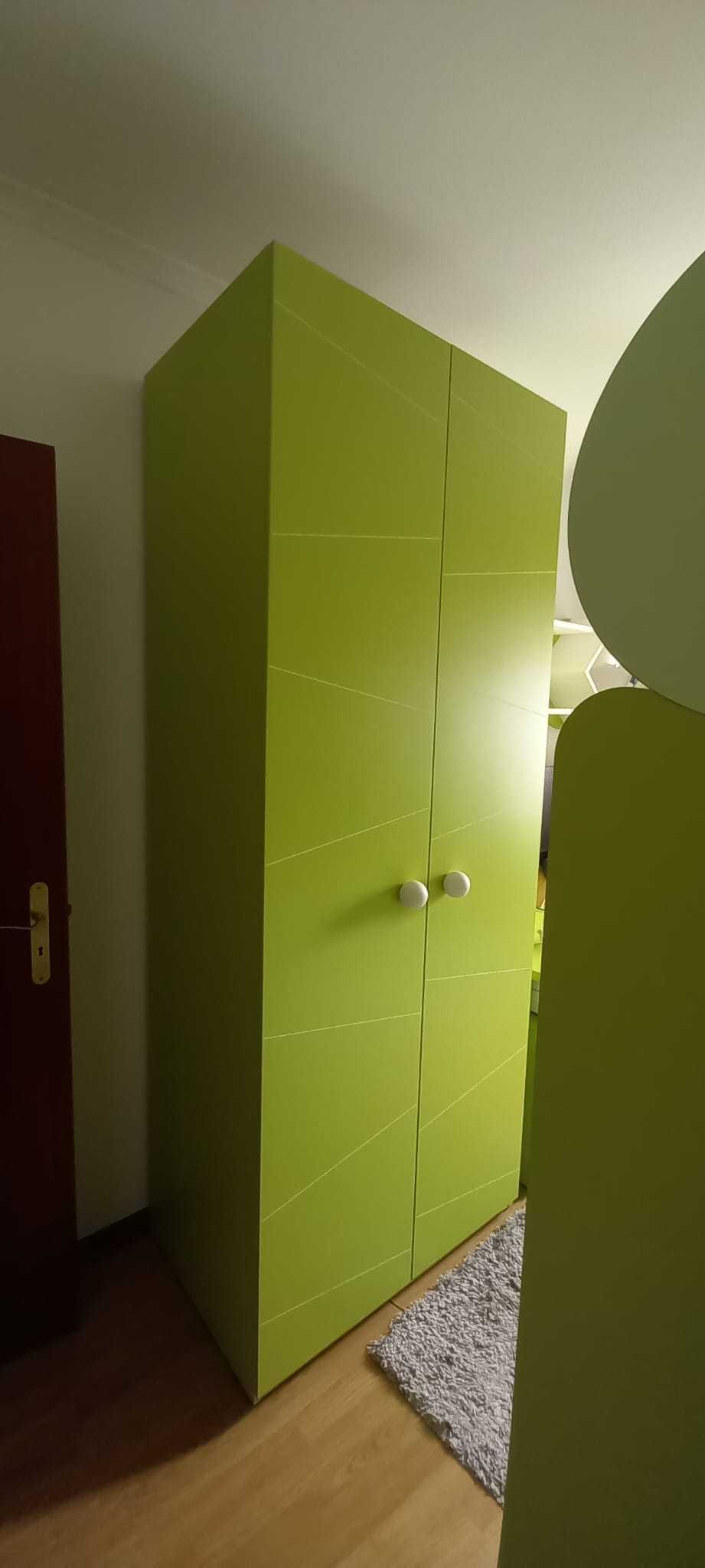 Conjunto Quarto Interforma: beliche, roupeiro, colchões e prateleiras