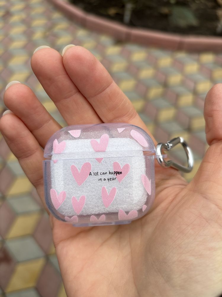 Продам чохол airpods