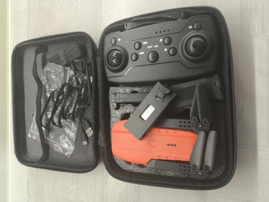 Квадрокоптер дитячий.