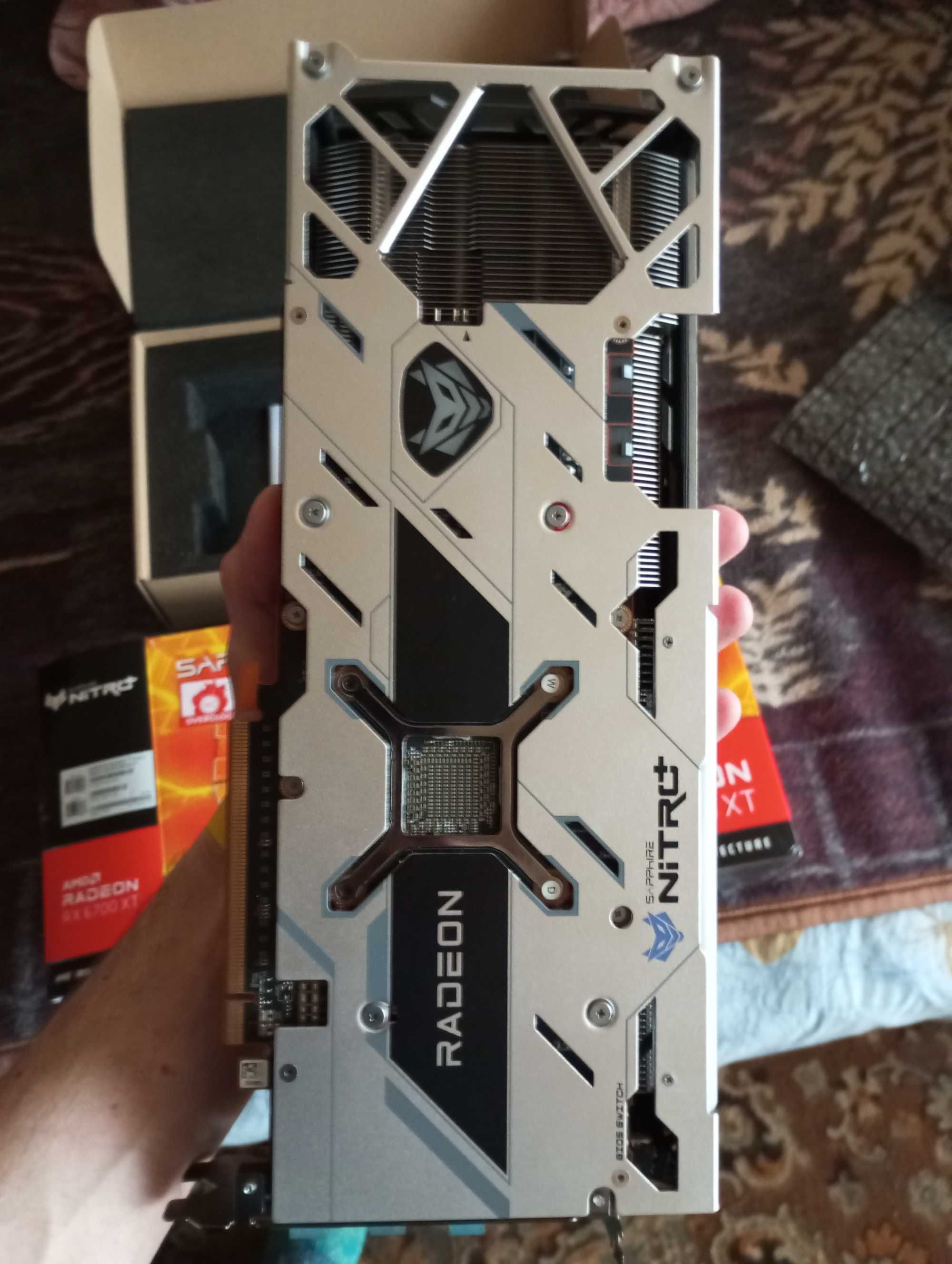 Sapphire  RX 6700 XT 12 GB NITRO +(практически новая. любые проверки!)