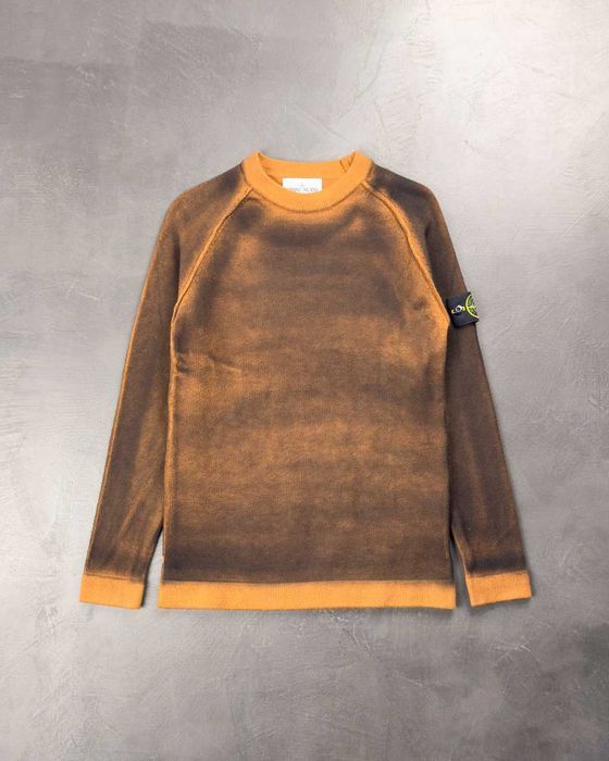 Светр STONE ISLAND 525D9 Hand Sprayed Airbrush Treatment Brown